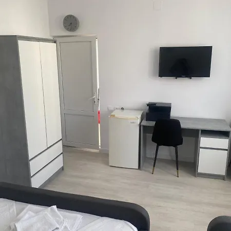 Alojamento de Acomodação e Pequeno-almoço Paradox Movila Eforie Sud (Constanta)