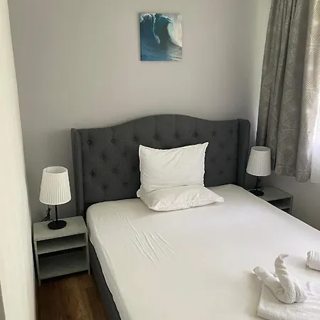 Paradox Movila 2*