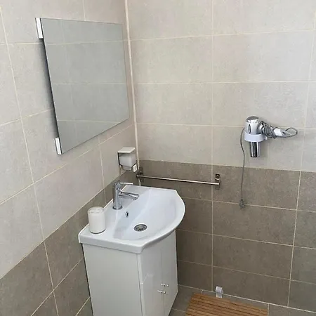 ベッド・アンド・ブレックファスト Paradox Movila