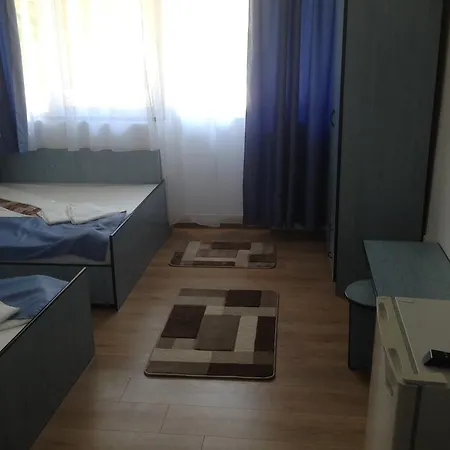 Bed & Breakfast Paradox Movila